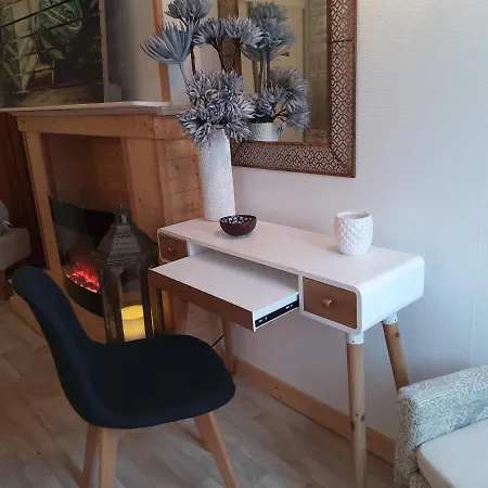 La Petite Maison D 度假居 *